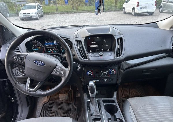 Ford Kuga cena 49500 przebieg: 206000, rok produkcji 2019 z Kargowa małe 79